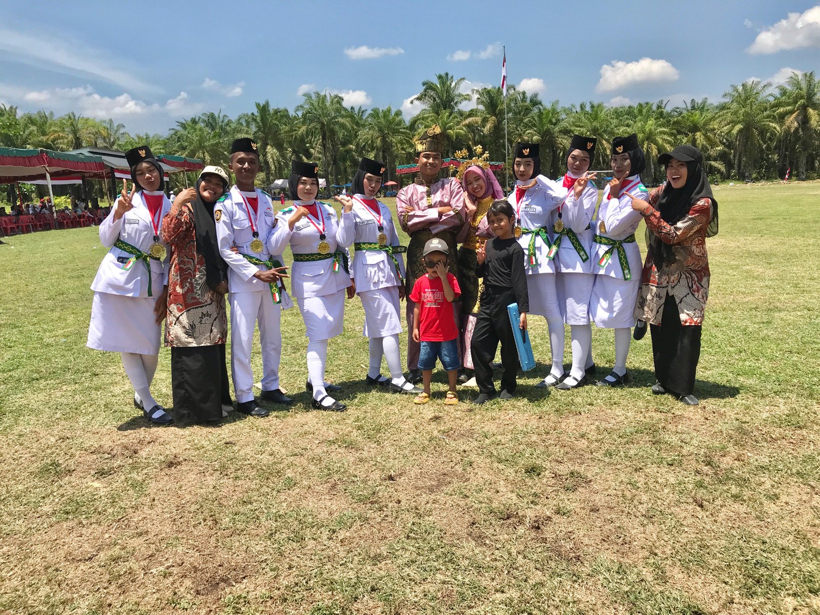 Wujud Bakti untuk Negeri: Dari Barisan Paskibra hingga Warisan Adat Melayu